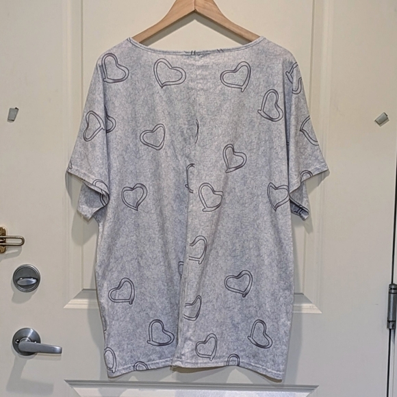 EUC Misslook 3X  Cotton Blend Grey Heart Print Zip Collar Tee - Picture 5 of 5